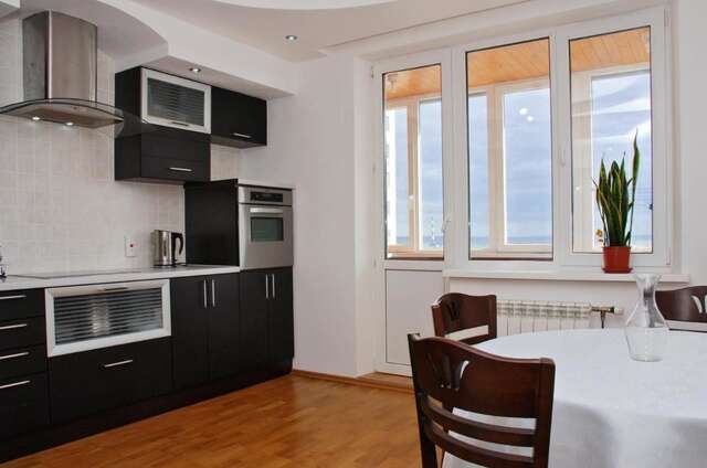 Апартаменты Kiev Pozniaky Apartment Киев-3