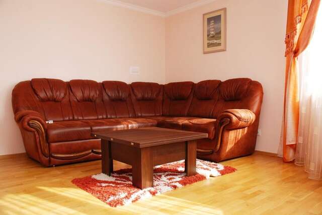 Апартаменты Kiev Pozniaky Apartment Киев-10